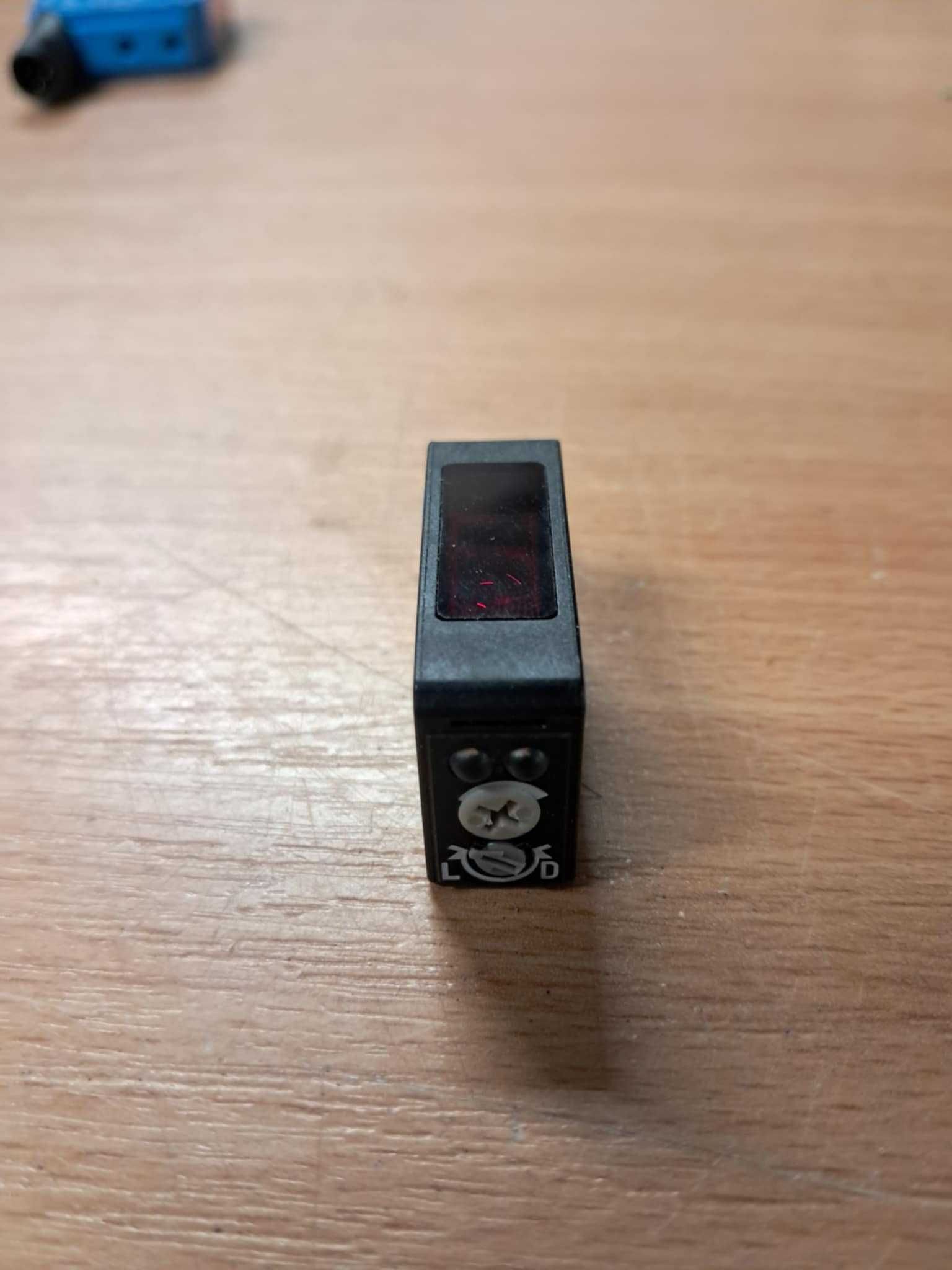 Czujnik fotoelektryczny WTB8-P2211