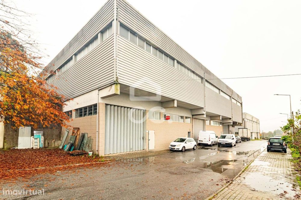 Pavilhão Industrial em Pevidém - Guimarães