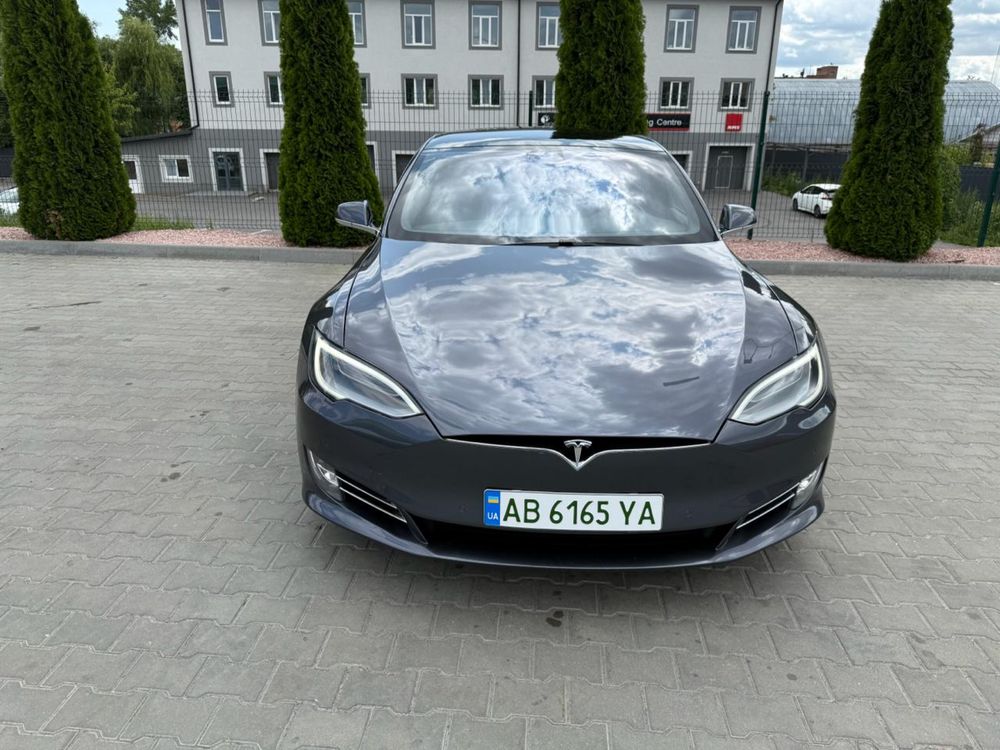Tesla Model S 2021 Long Range Plus