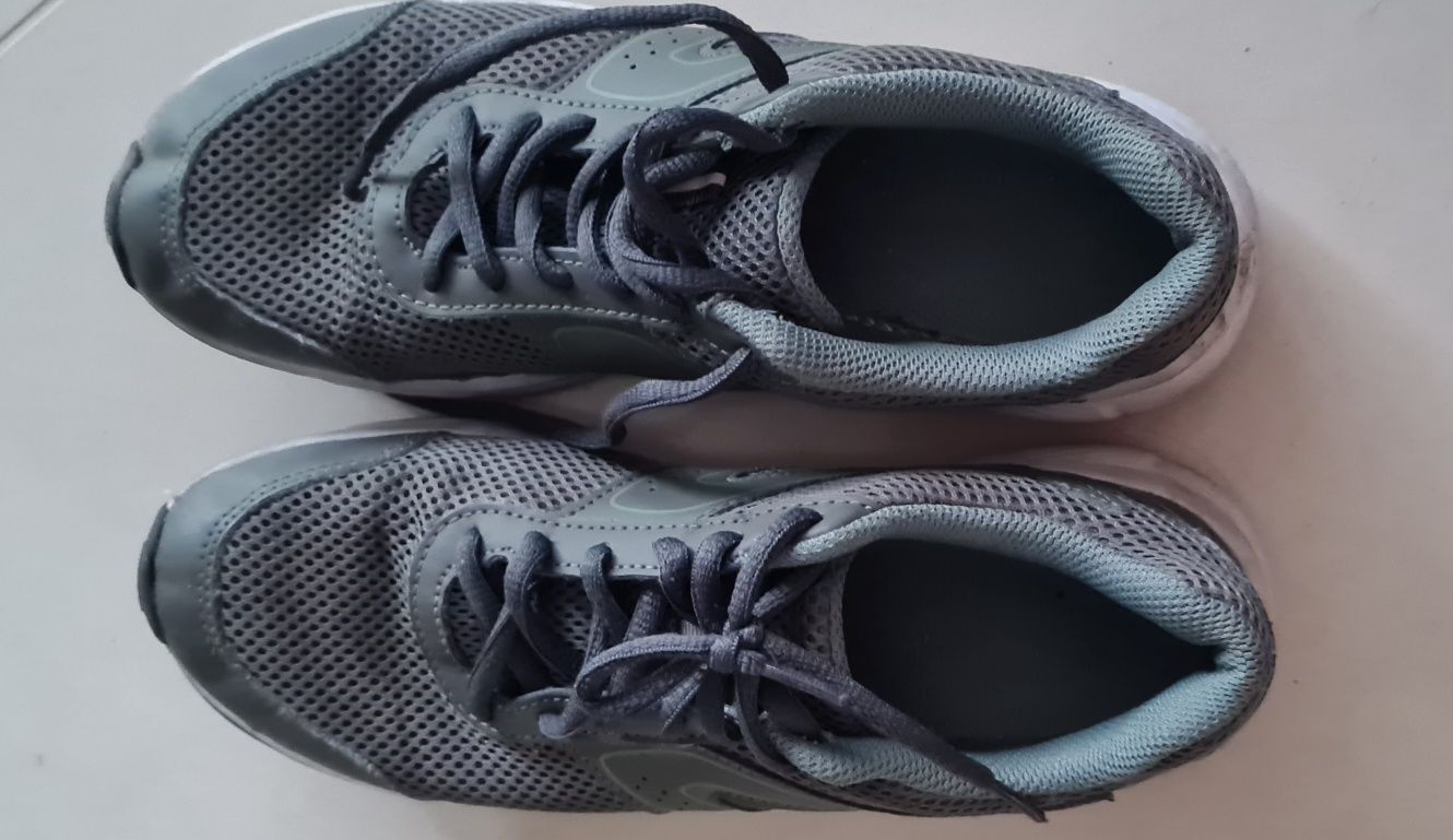 Buty sportowe Kalenji rozmiar 39