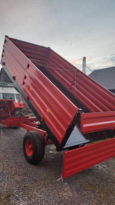 Przyczepa rolnicza wywrotka jednoosiowa wywrot 3 strony