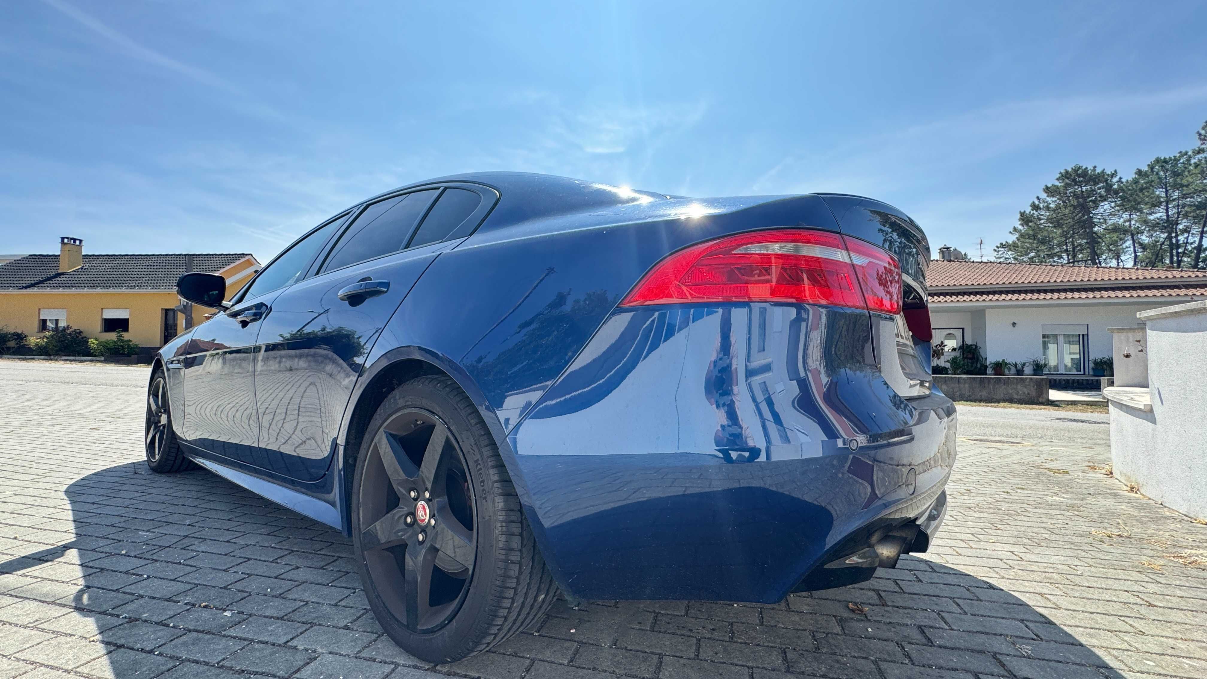 Jaguar XE R-Sport  – Elegância e Desportividade