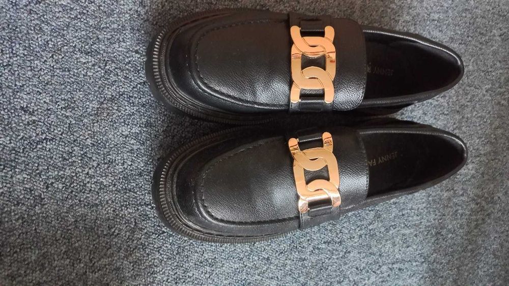 Sprzedam buty damskie