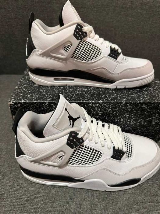 "Buty koszykówki "Nike_Air_Jordan 4_Retro_Black_Military_Roz.39