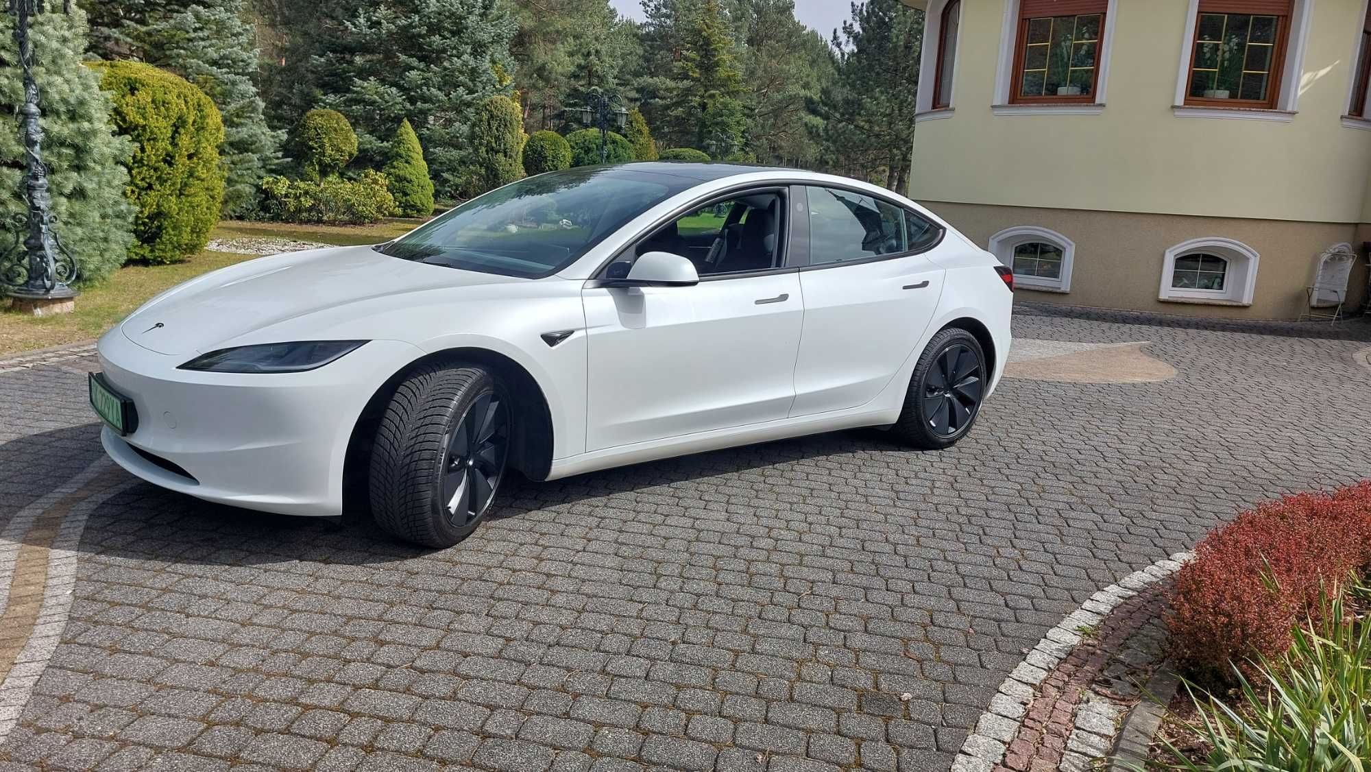 Tesla do ślubu model 3 highland LR