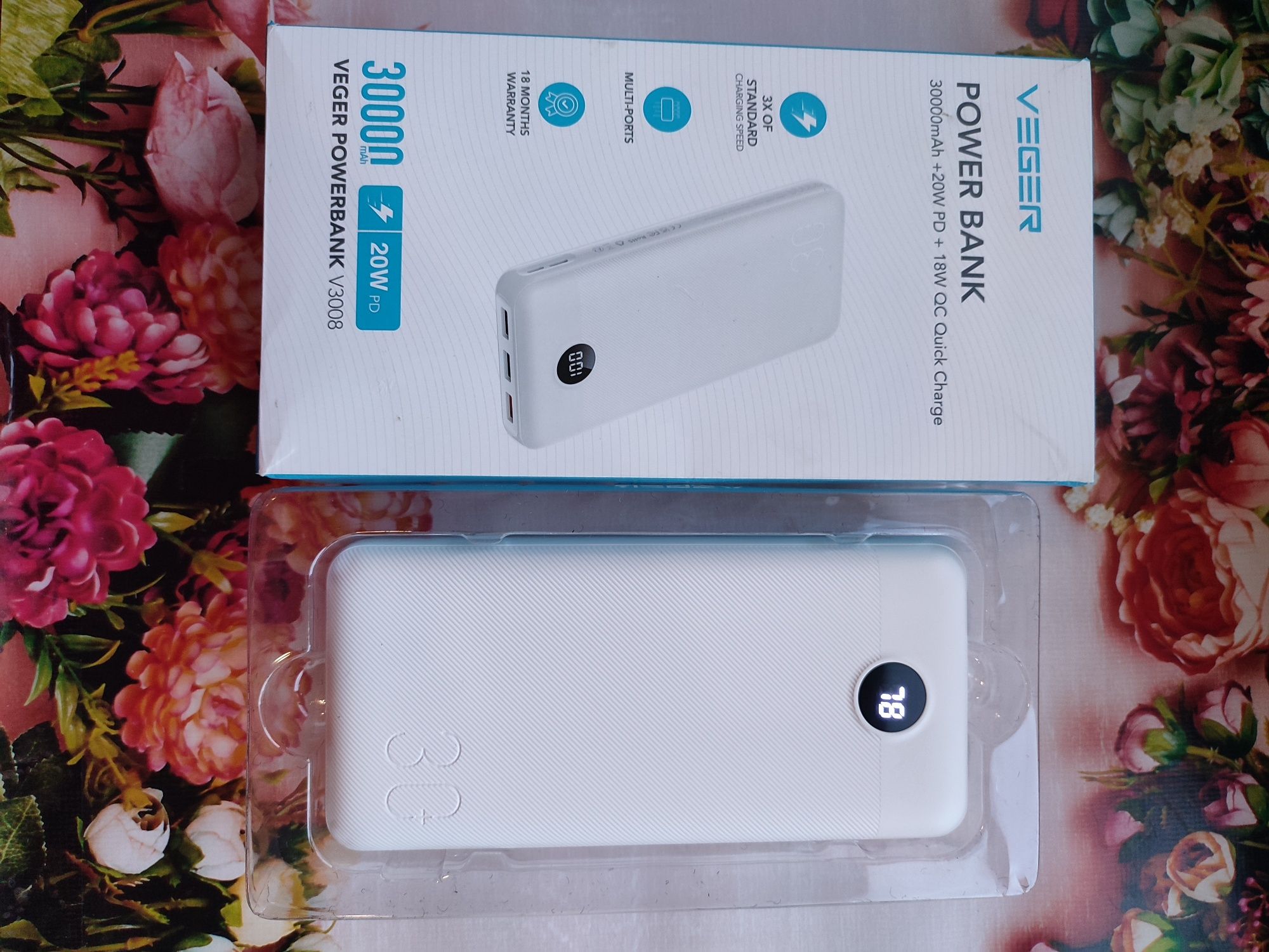 Зовнішній акумулятор Power bank VEGER V3008 L30 30000 Mah батарея