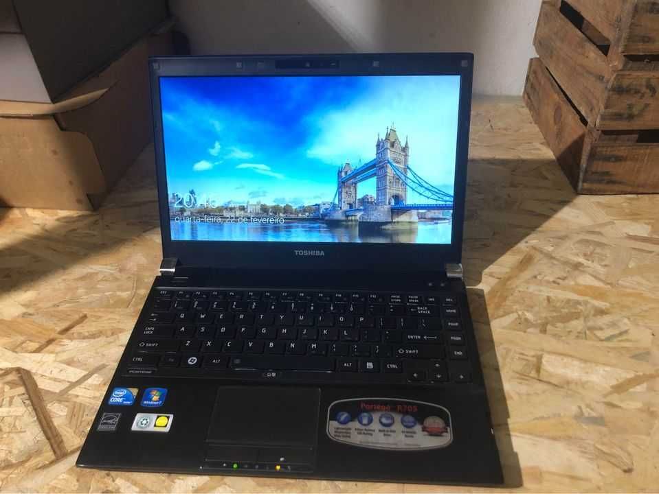 Portátil Toshiba Portégé R705 [Core i3 m370 | 120GB SSD | 8GB RAM]