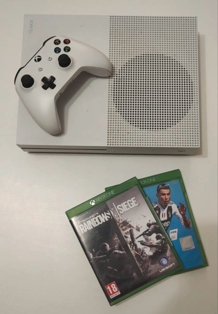 Konsola Xbox One S