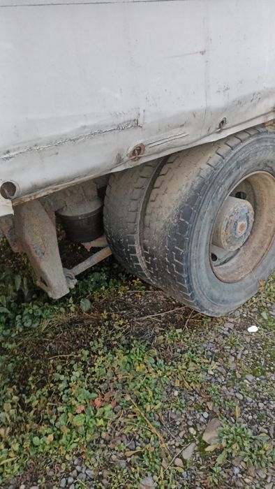 Продається   Mercedes 1827