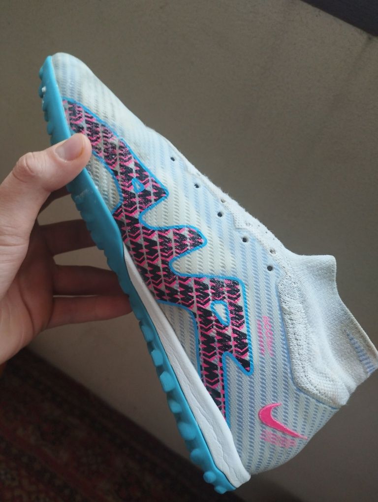 Продам сороконіжки Nike Mercurial air zoom  оригінал