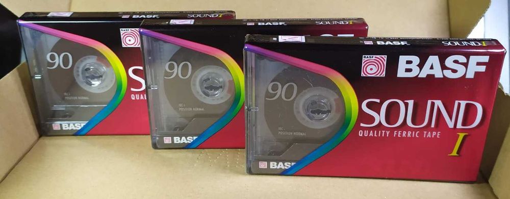 kasety magnetofonowe folia nowe 3 szt Basf 90