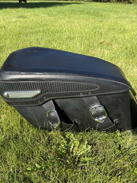 Продам шкіряний кофр на мотоцикл Harley Devidson