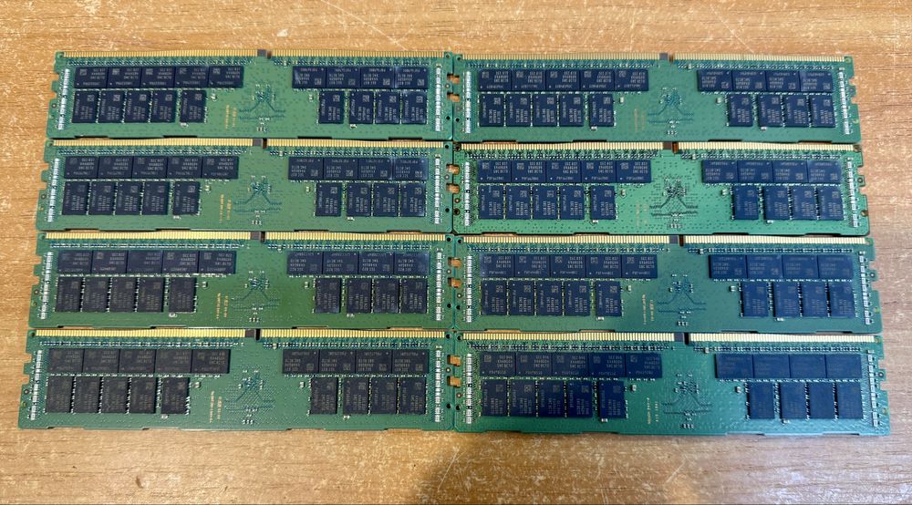 Серверная память Samsung 32Gb 2Rx4 DDR4 PC4-21300 - 2666V ECC REG