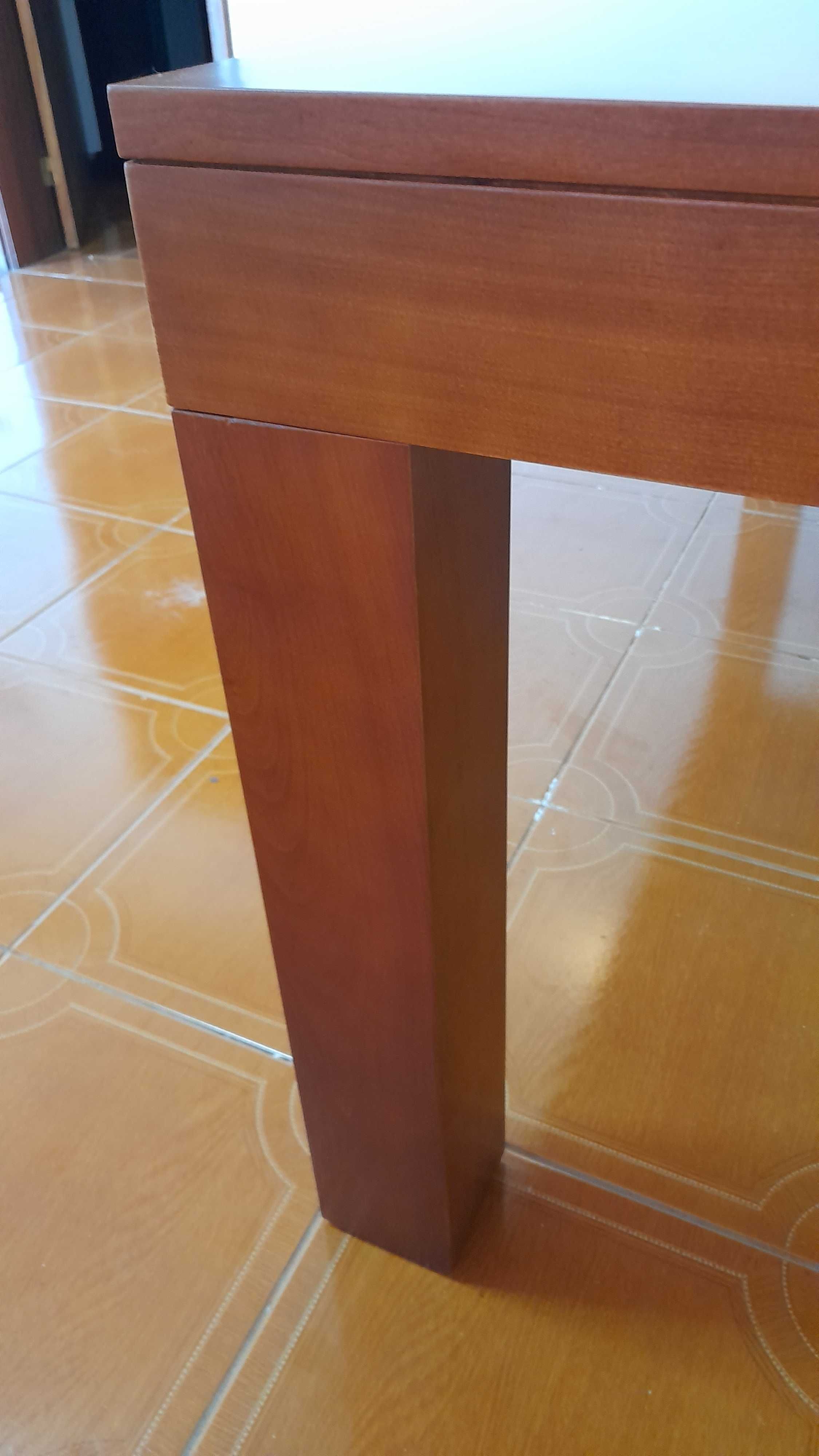 Mesa de madeira 2,00×1,00