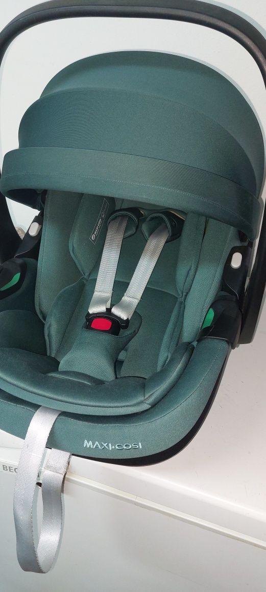 Maxi cosy pebble 360 essencial green
Adaptadores para