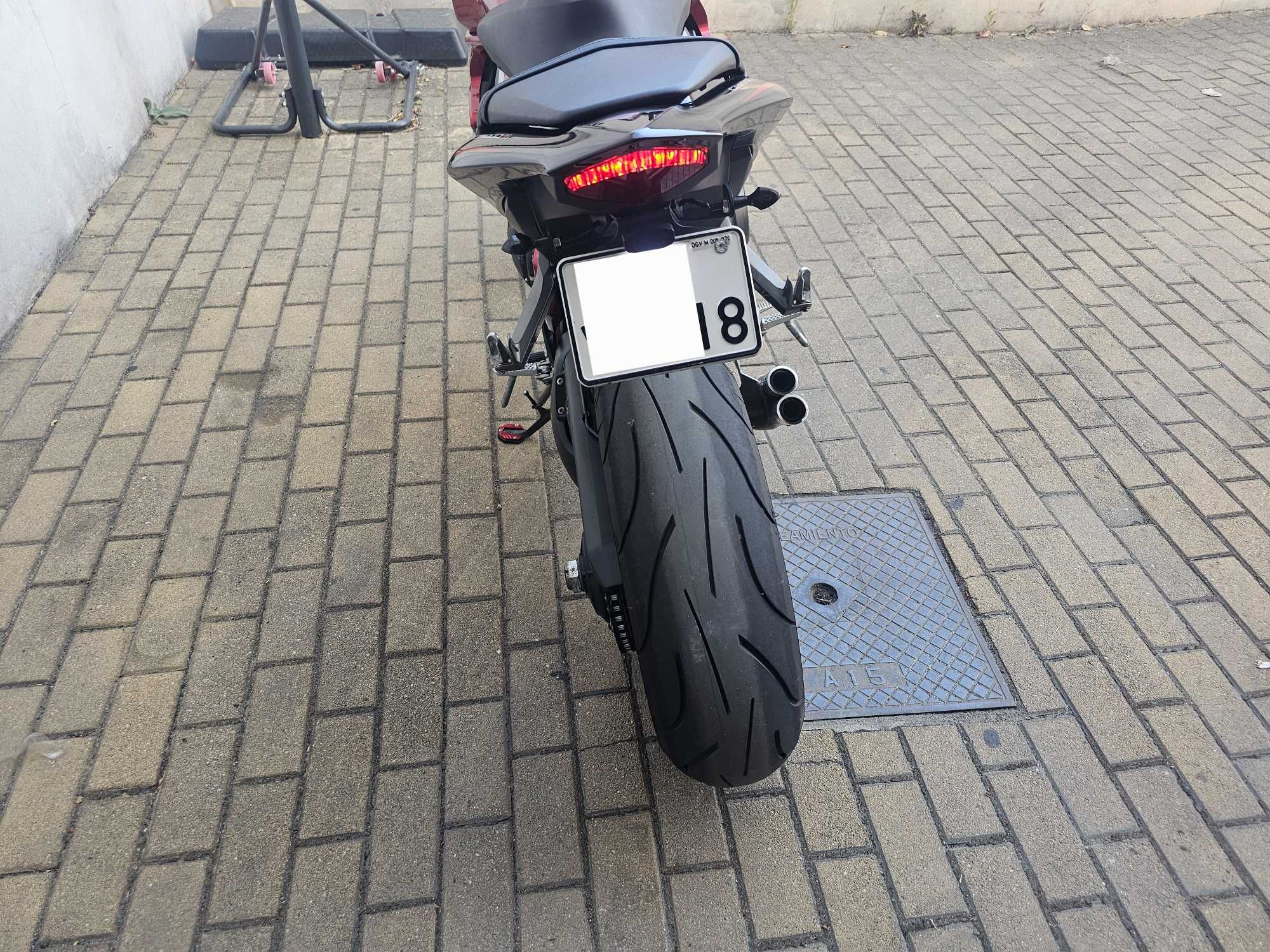 Vendo honda cb 1000r