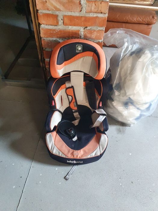 Fotelik samochodowy .