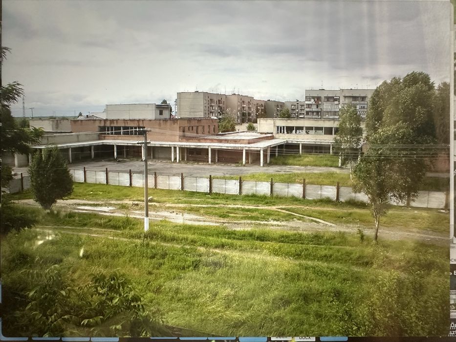 Будівля торгово-промислового комплексу