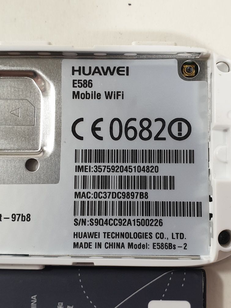 Роутер Huawei E586 WiFi
