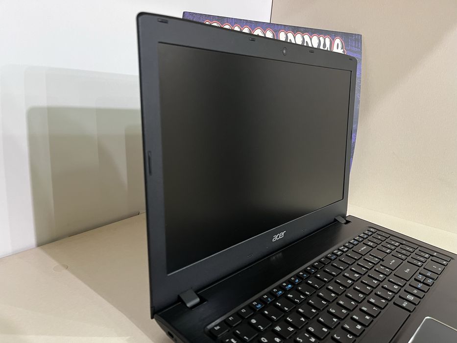 Ноутбук 15.6" Acer Aspire E15 на Intel i5-7200U с 8ОЗУ/256SSD/HD