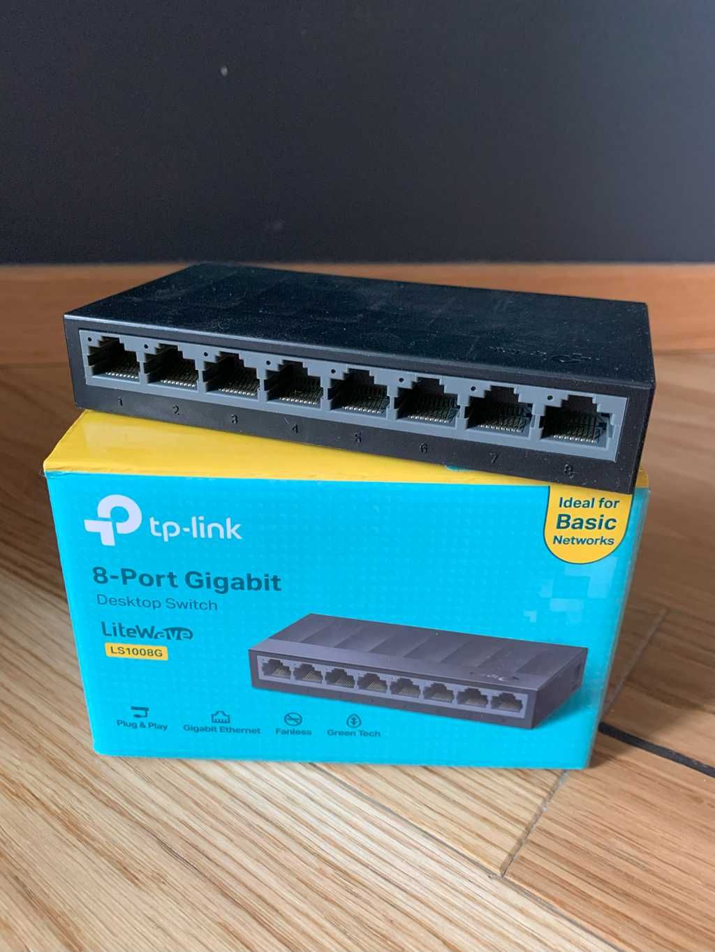 Switch TP-Link LS1008G 8x1GB 8 portów 10/100/1000Mbps