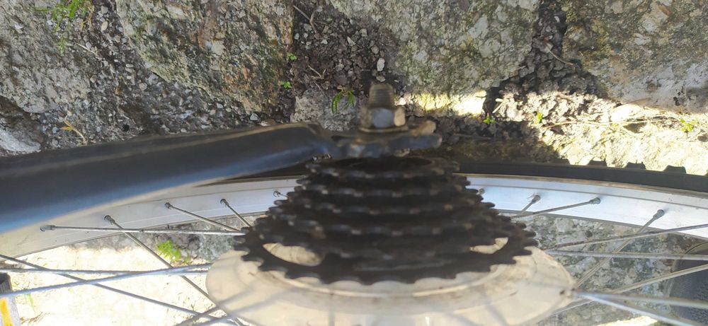 Vendo Bicicleta Urbana/Cidade EMT TEAM PRO