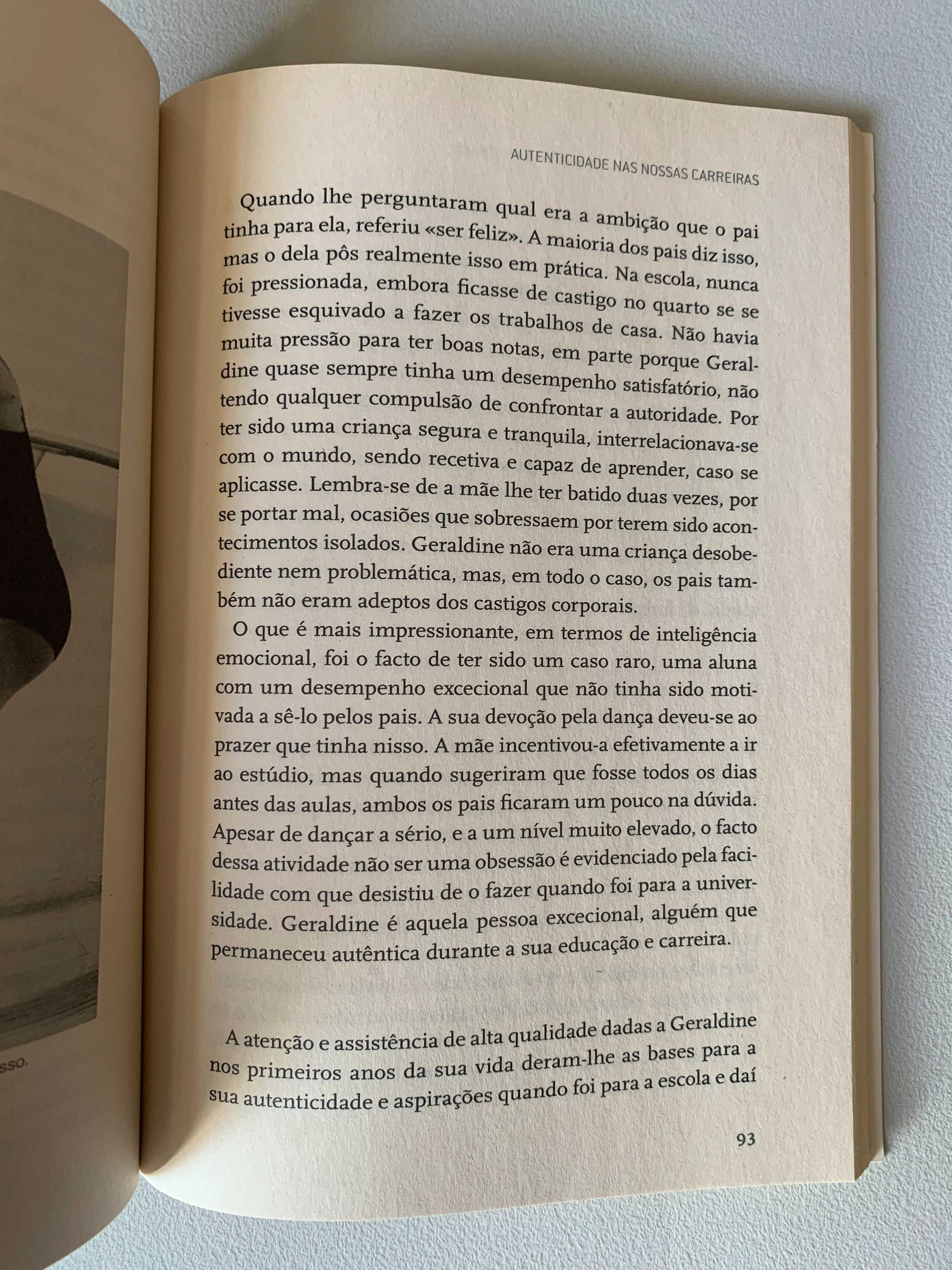 Como desenvolver a Inteligência Emocional, de Oliver James