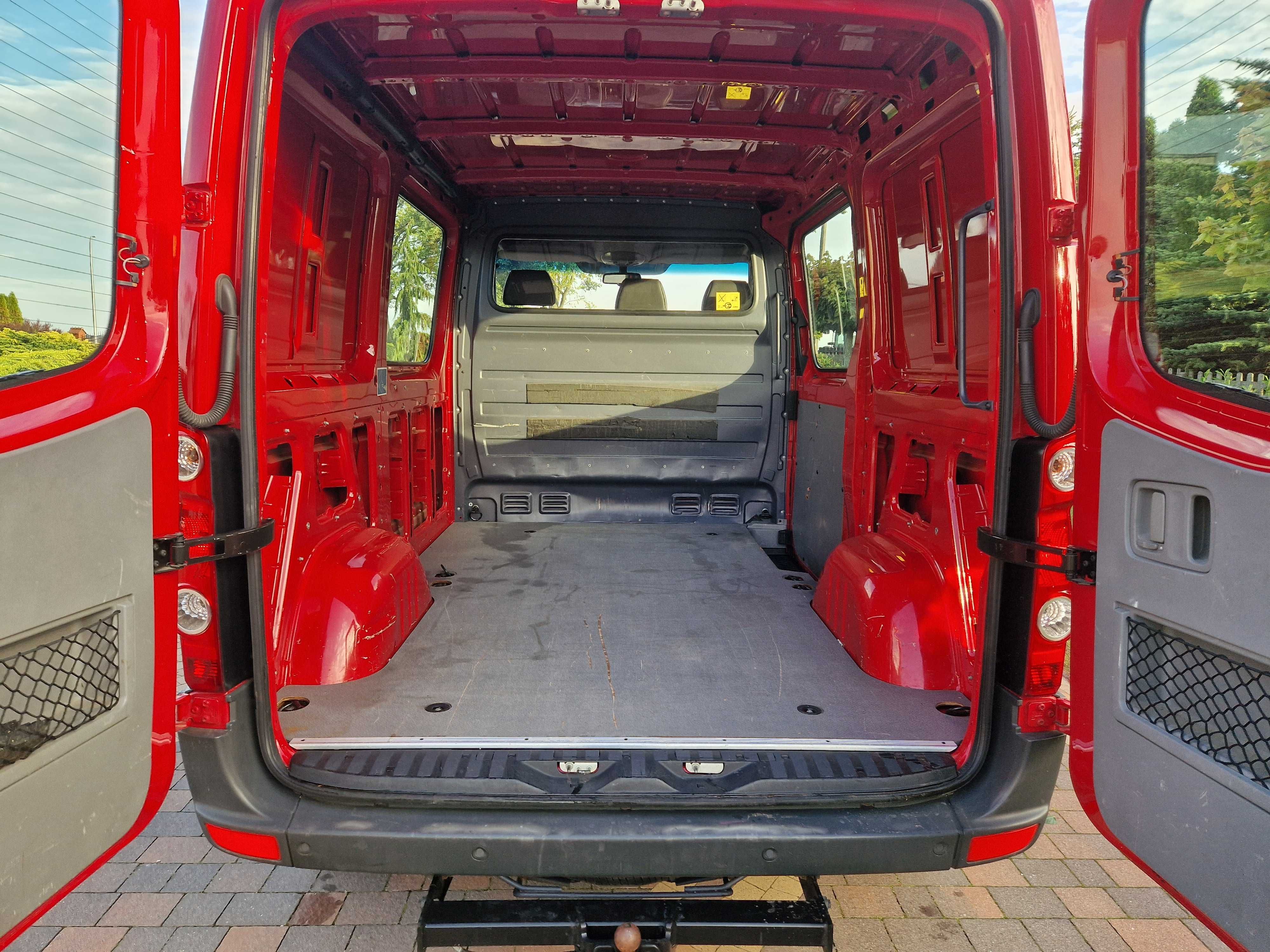 VW CRAFTER. Rok 2011. Faktura vat
