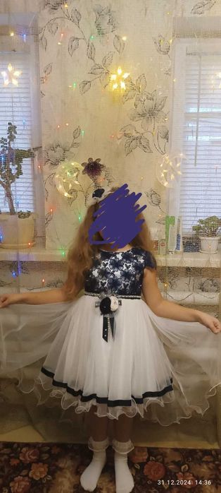 Нарядное детское платье