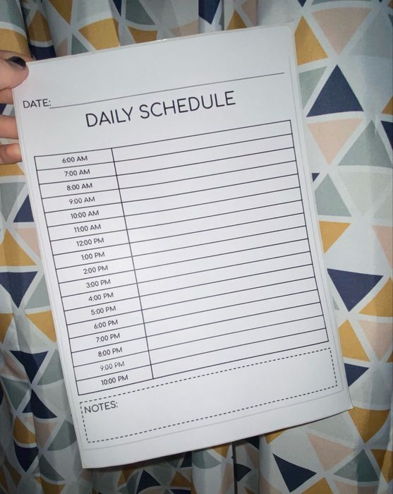 Planer A4 samoprzylepny, mocna naklejka