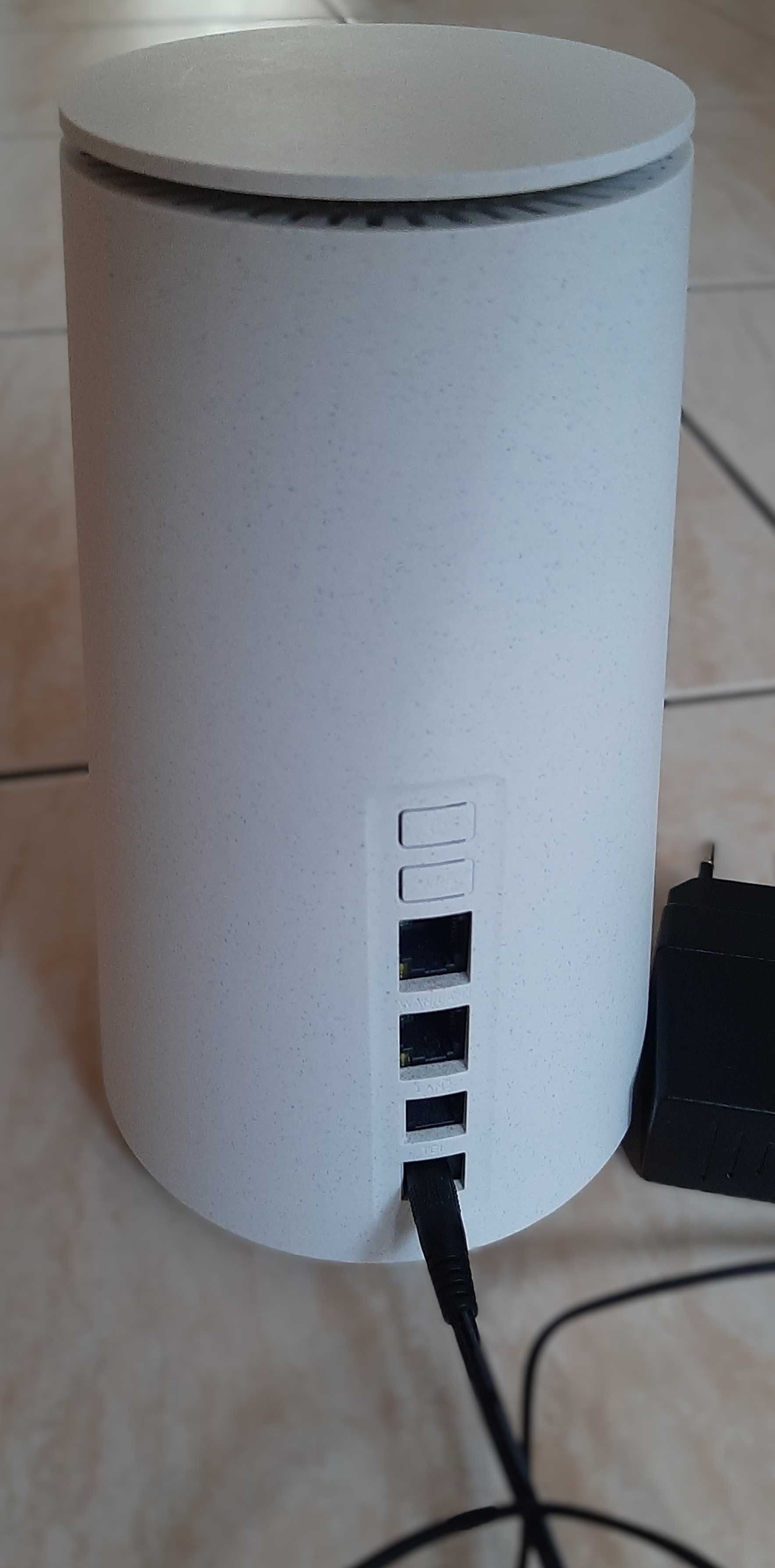 Router TCL Linkhub 5G HH515