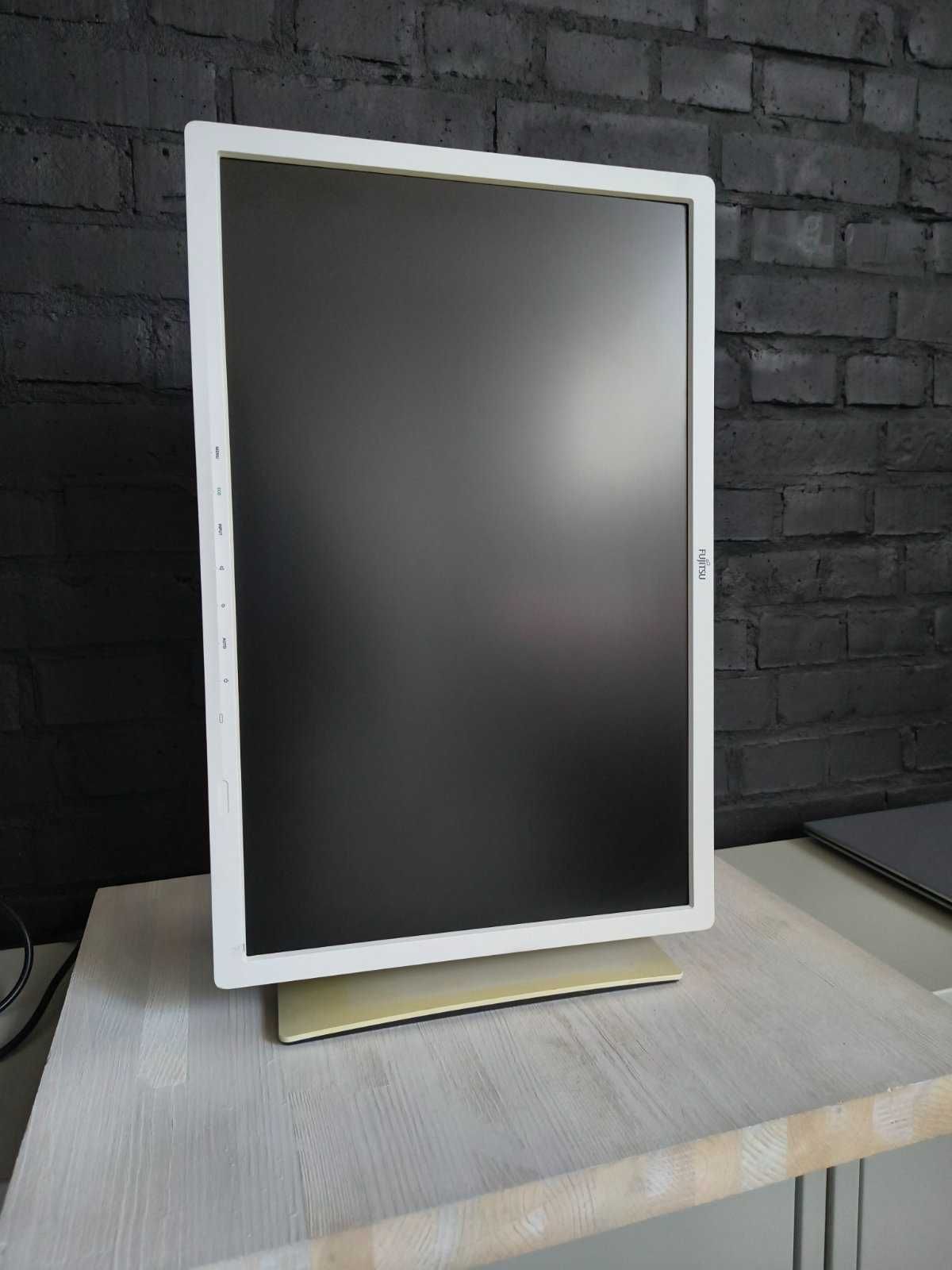 20 штук - Fujitsu Siemens B24W-7 LED 1920х1200 IPS (B) Б/В