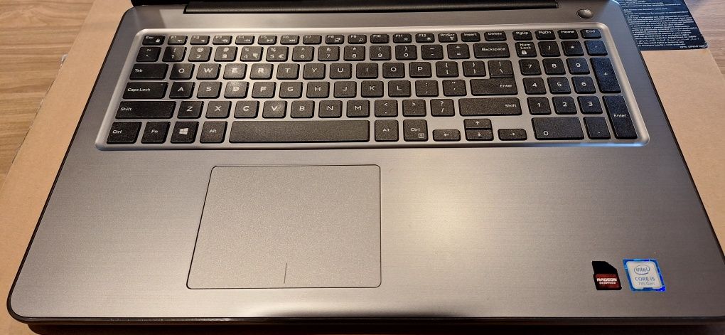 Dell Inspiron 5567