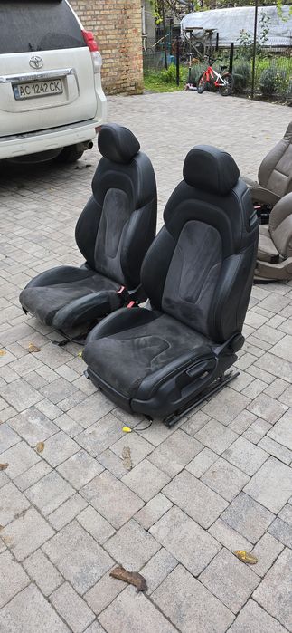 Салон сидіння автосидіння крісла купе відкидні рекаро спорт  комфорт