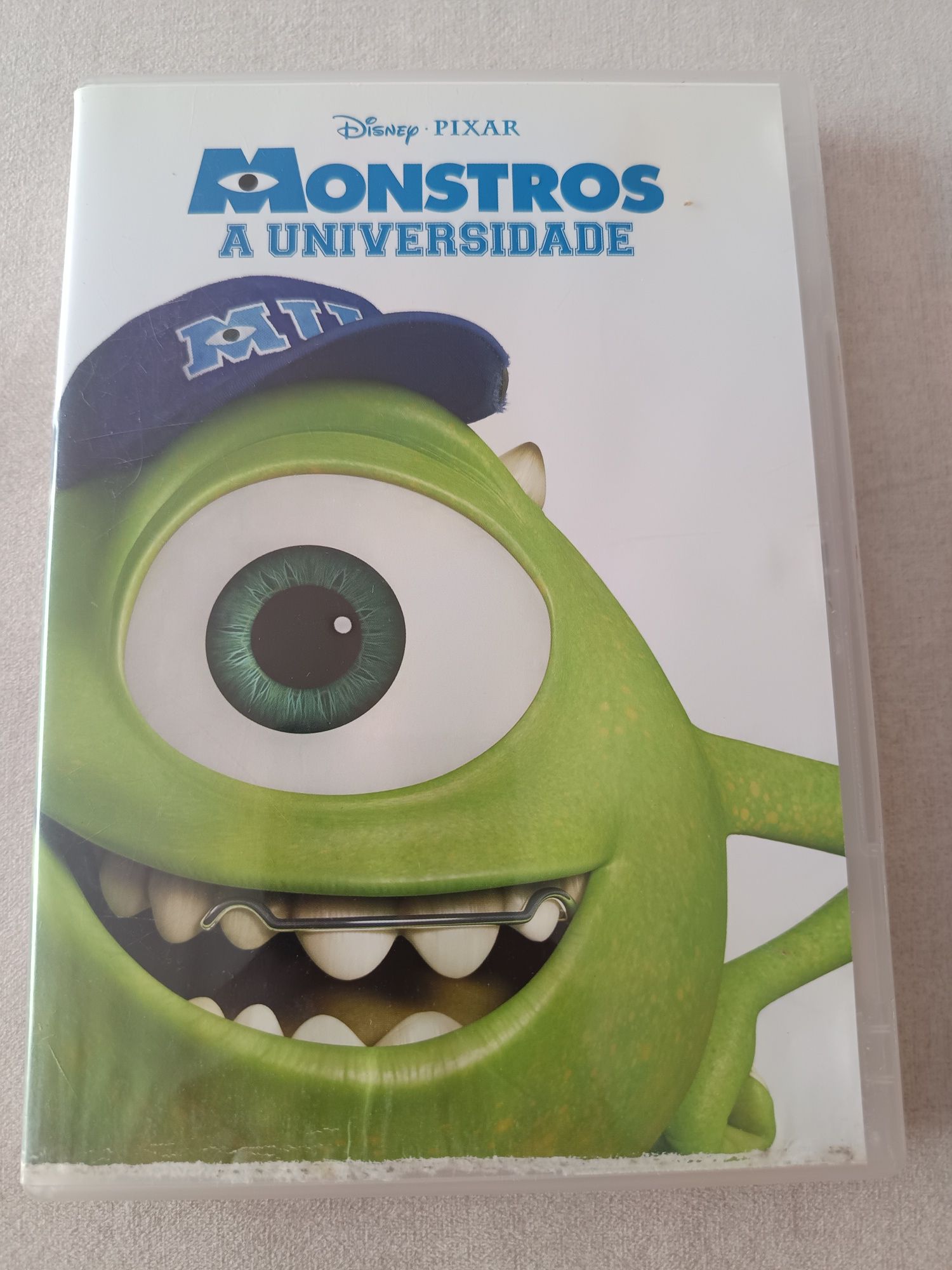 DVD Disney monstros a universidade