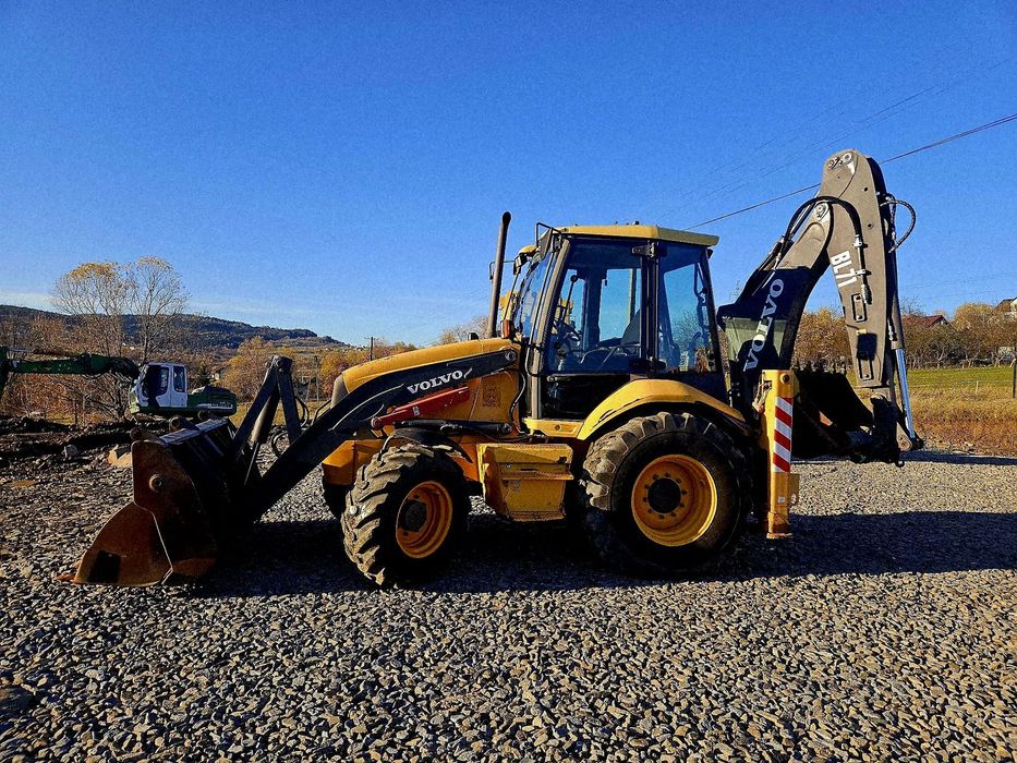 Volvo BL71* KOPARKO ŁADOWARKA VOLVO BL71** JOYSTICK**  FINANSOWANIE* ZAMIANA* SKUP* KOPARKO ŁADOWARKA JCB 3CX /// JCB 4CX/// CASE 580SR/// CASE 695 /// CAT 428E//  Koparko Ładowarka VOLVO BL71* LEASING* FINANSOWANIE** Zamiana**