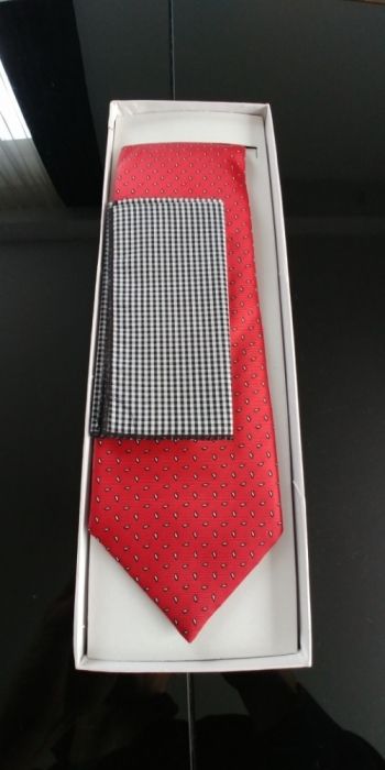 Krawat jedwabny - nowy