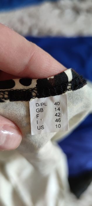 Wiskozowa sukienka w panterkę L 40 bez rękawów elastyczna przed kolano
