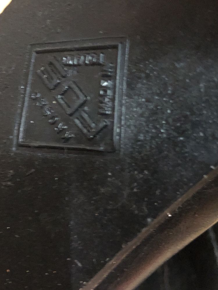 V Czarne  vintage PRL figurówki łyżwy skórzane 23,5 polsport piruet