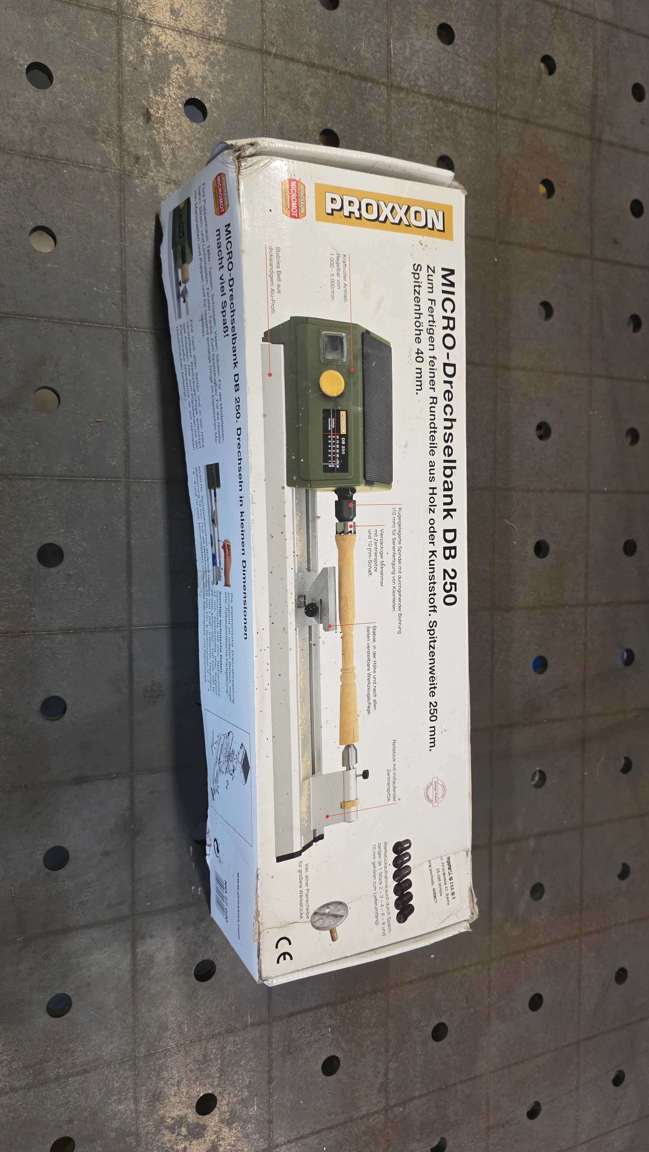 Minitokarka Proxxon DB 250