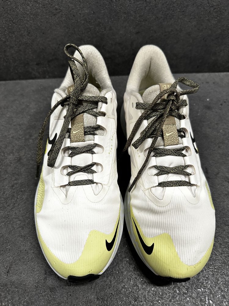 Buty do biegania Nike Pegasus r37.5