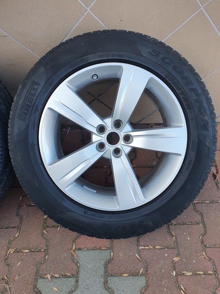 Oryginalne Felgi 19" Land Rover Velar 5x108 Et45