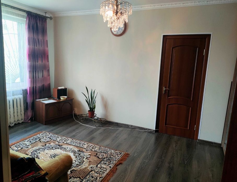 Продам просторный дом с Ремонтом Диевка