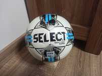 М’яч футбольний SELECT Brilant super. Розмір 5. Новий.
Розмір 5.