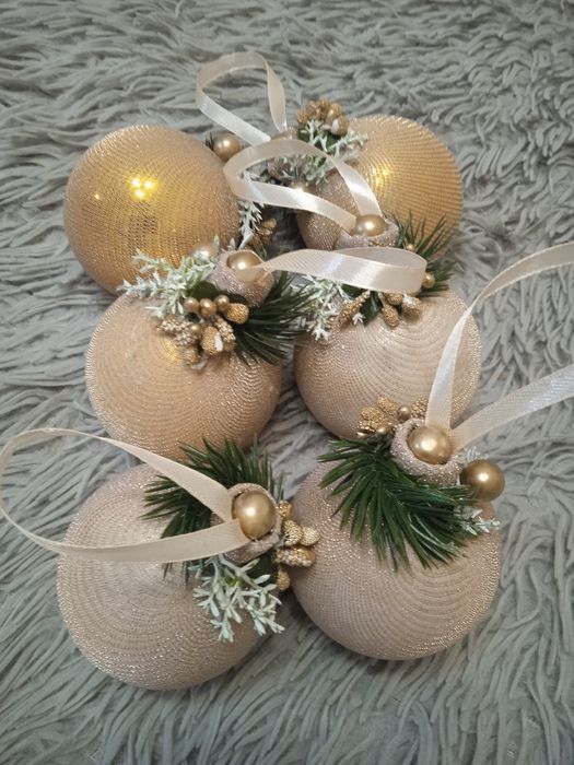 Новорічні шари ручної роботи