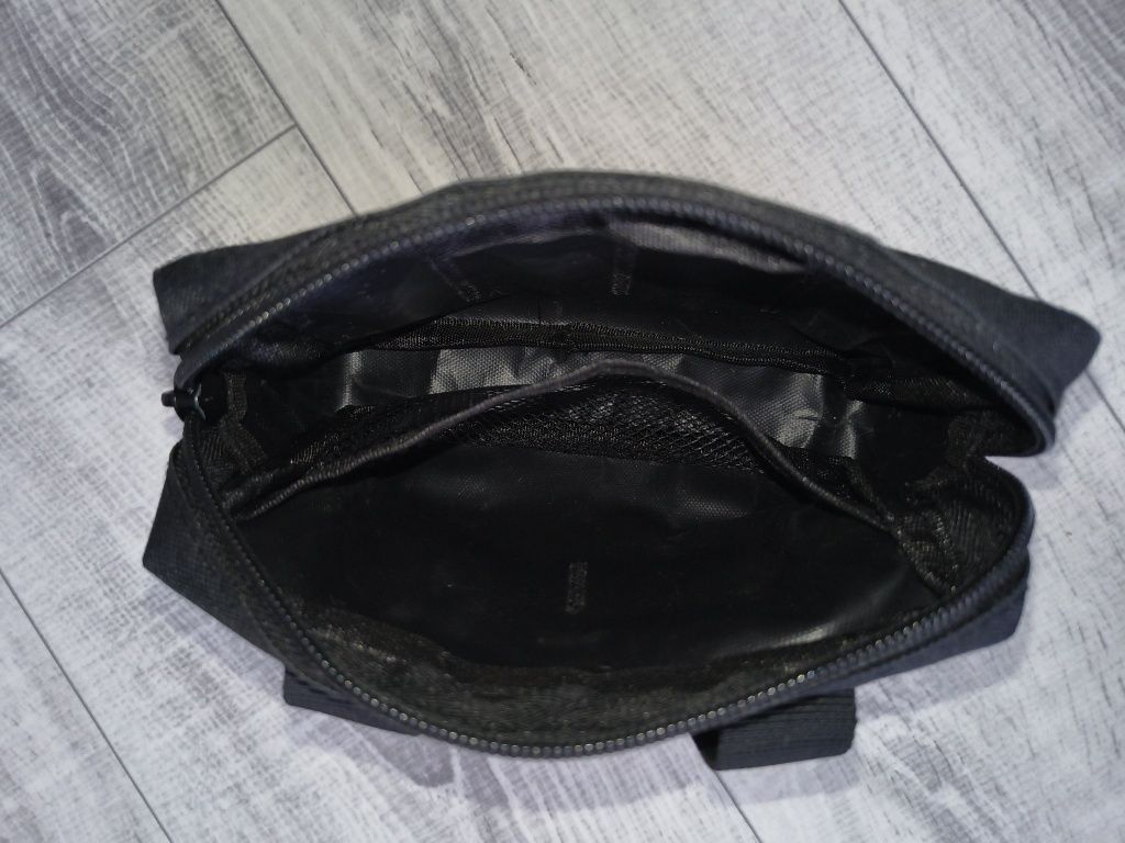 Saszetka,nerka,pouch taktyczny z mocowaniami Molle.