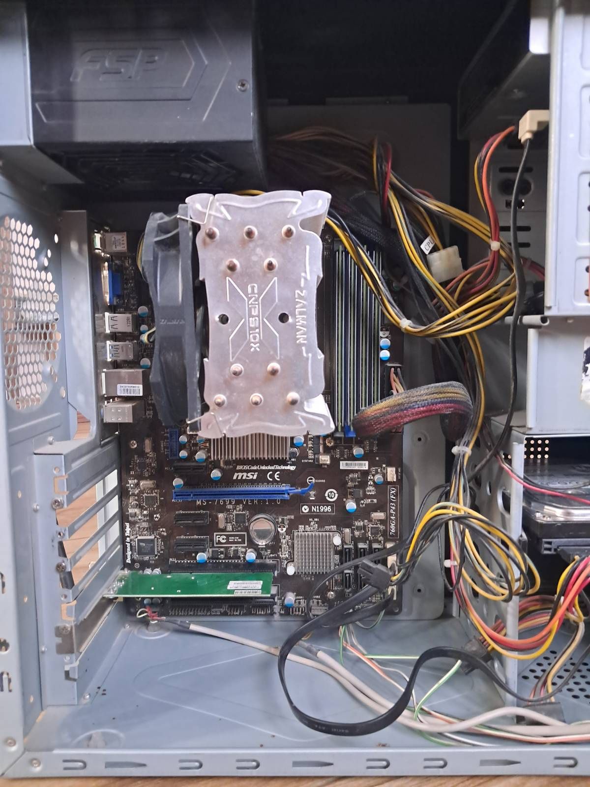 Потужний компьютер 6 ядер AMD Phenom, 32Gb ОЗУ, 120SSD + 1TB HDD