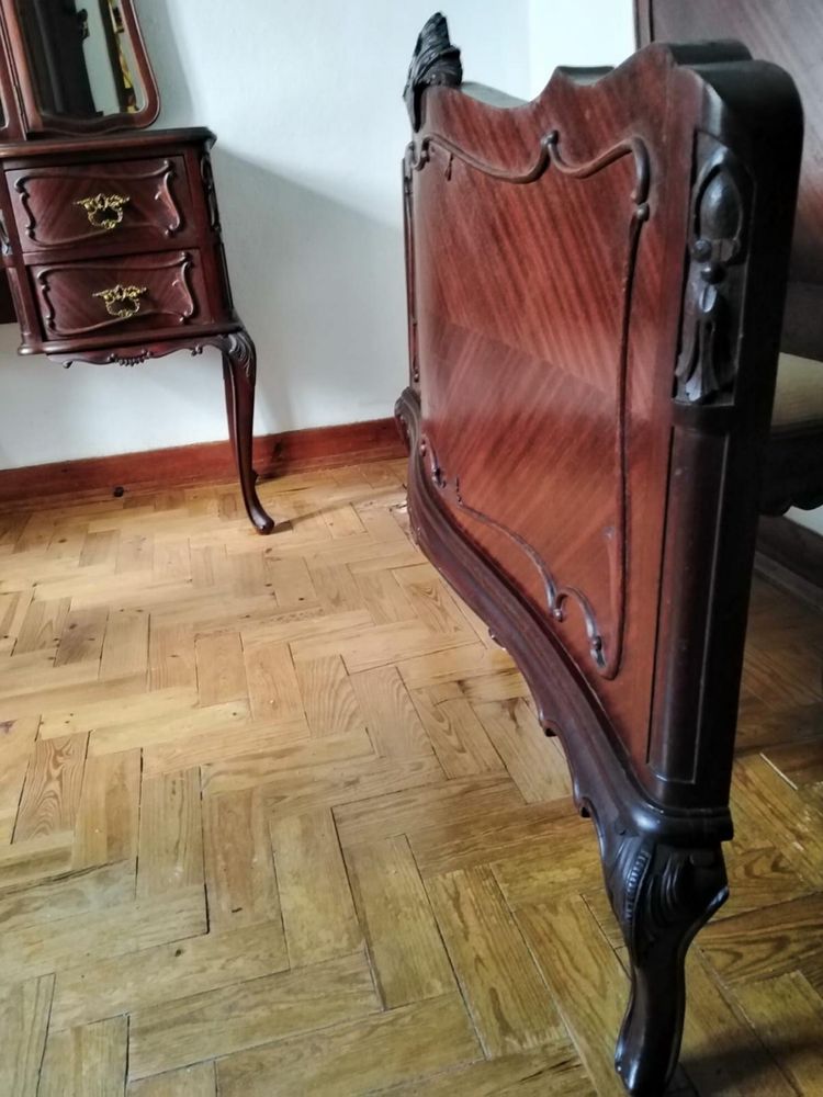 Mobília quarto anos 30