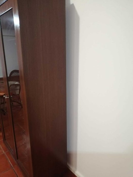 Vitrine com espelho