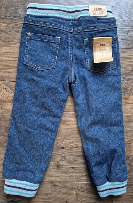 Ocieplane Joggery 92 Nowe